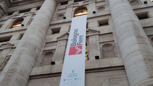 Borsa: Milano chiude in rialzo, +0,91%