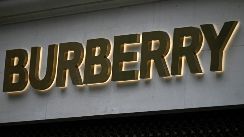 Burberry entlässt Chef nach "enttäuschender" Bilanz mit sofortiger Wirkung