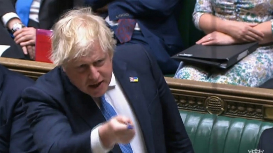 "Partygate": Johnson s'excuse "sans réserve" devant le Parlement