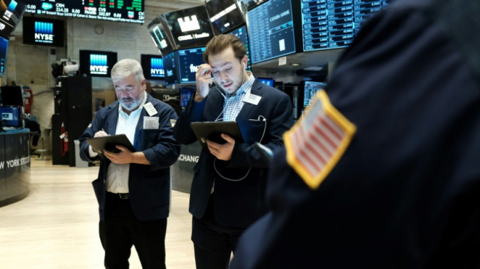 Fort recul à Wall Street, l'Ukraine et les entreprises américaines inquiètent