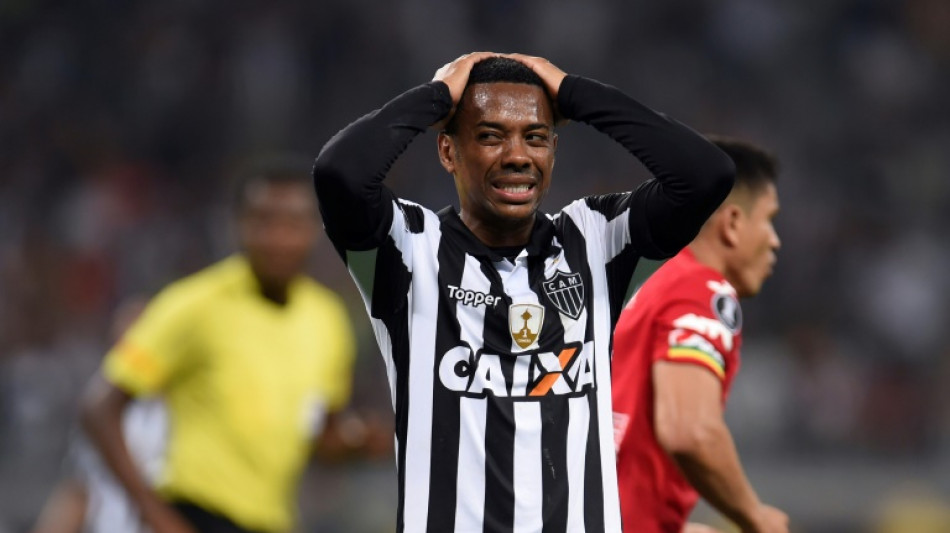 STJ define se Robinho deve cumprir pena por estupro no Brasil