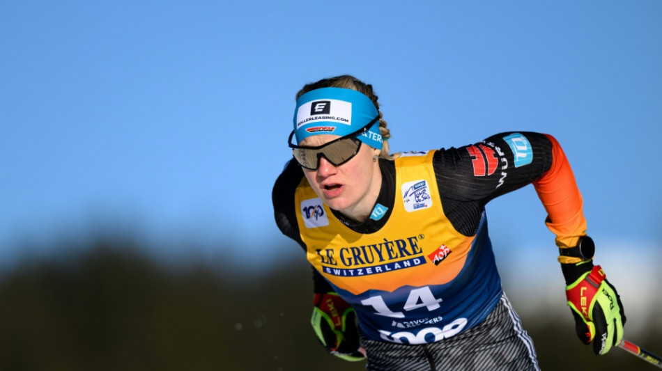 Sturz im Schneetreiben: Carl fällt bei Tour de Ski zurück