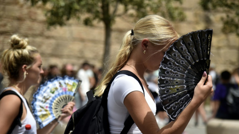 España vive el día álgido de la ola de calor con temperaturas superiores a los 40º