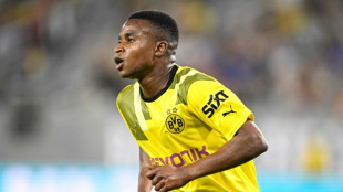 Dortmund empresta jovem alemão Moukoko ao Nice