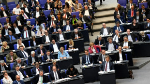 Von "Winter der Hausforderungen" bis "Irrsinn" - Hitzige Generaldebatte im Bundestag