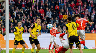 Can fliegt vom Platz: BVB verliert in Mainz 