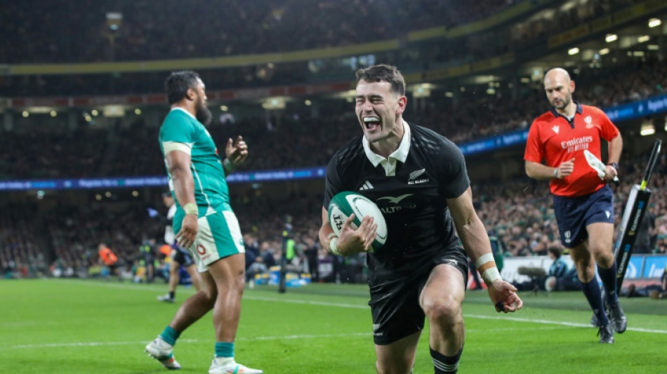 McKenzie boots All Blacks to victory over sloppy Irish