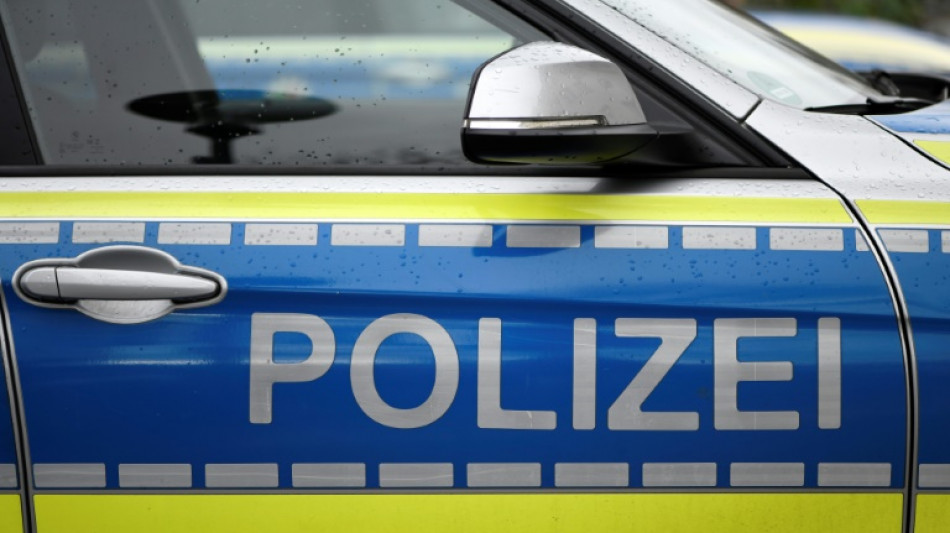 55-Jährige wird auf Firmengelände in Ruhrgebiet von Lastwagen erfasst und stirbt