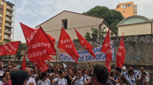 Cgil, Wind Tre condannata ad assumere 226 lavoratori call center