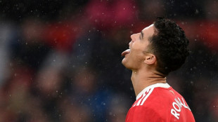 Man Utd must 'change' to make top four after Southampton stumble