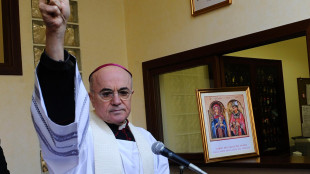 Il Vaticano ha scomunicato monsignor Viganò