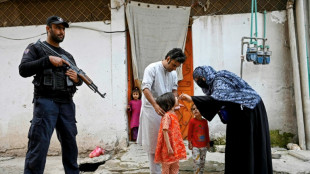 Pakistan anti-polio drive struggles against militants, mistrust