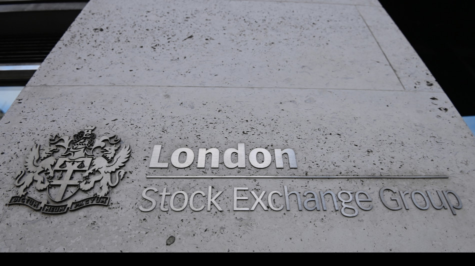 Borsa: l'Europa conclude negativa, Londra tiene (-0,1%)