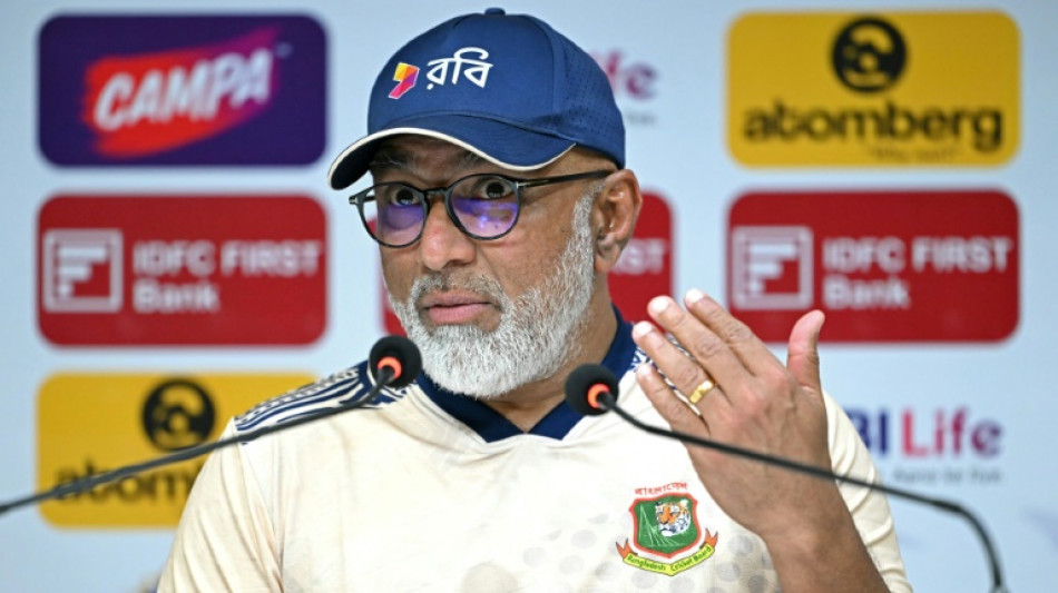 Bangladesh suspend Hathurusingha as coach after alleged assault