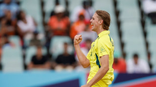 Australia put teenage quick Beardman on standby for England ODIs