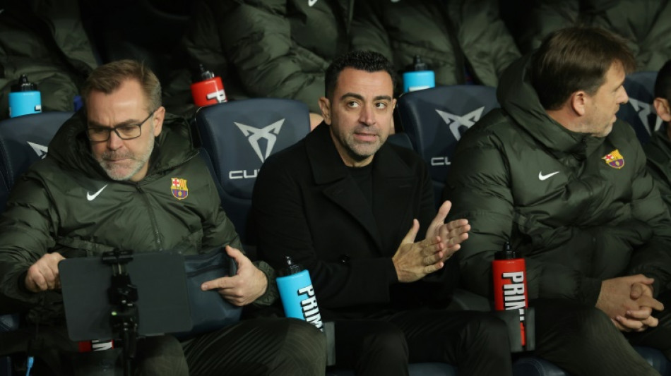 Xavi anuncia sua saída do Barcelona no final da temporada 