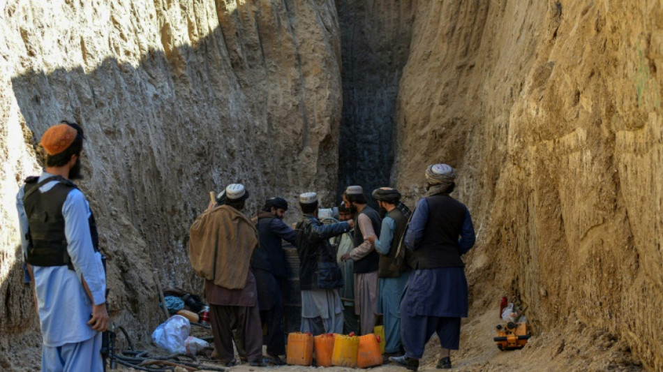 Muere el niño atrapado durante tres días en un pozo en Afganistán