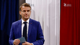 Francia entra en una semana decisiva con la extrema derecha "a las puertas del poder"