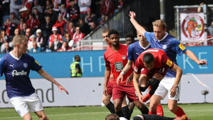 Fortuna und Kiel patzen, HSV hofft: Spannung im Aufstiegsrennen