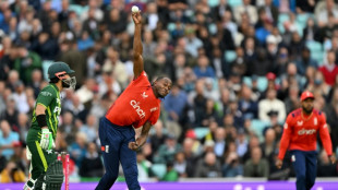 England pacemen Archer and Robinson extend Sussex stints