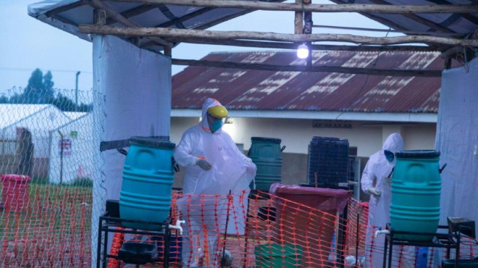 Ebola en Ouganda: le président exclut un confinement national