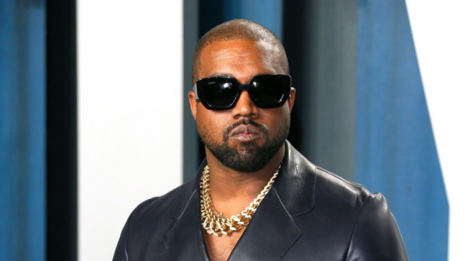 El rapero Kanye West quiere comprar la red social Parler