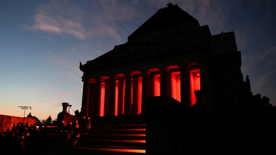 Crowds join Anzac Day services for Australia, NZ forces