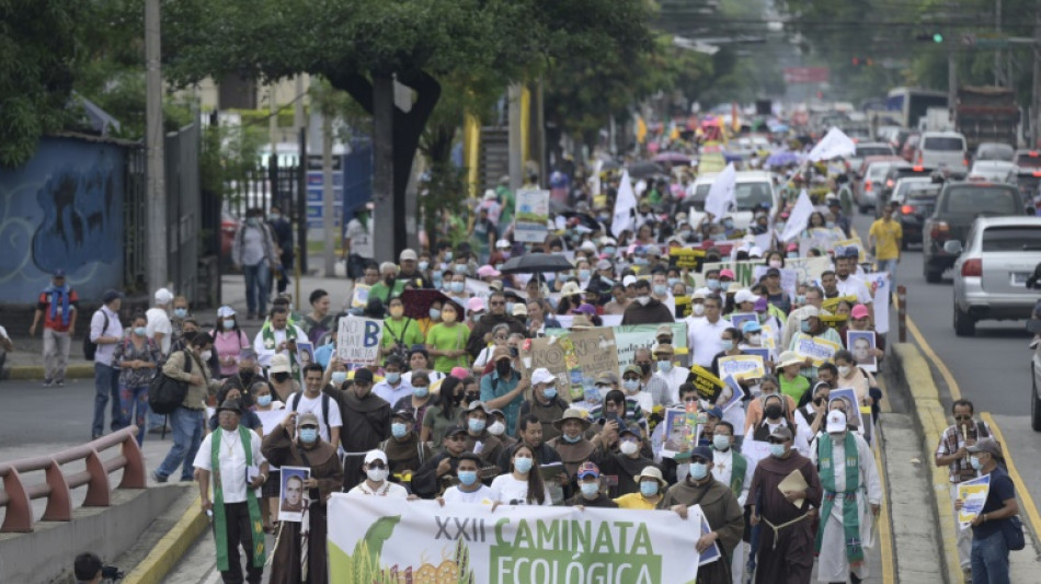 Ecologistas salvadoreños temen impacto ambiental por ciudad bitcóin