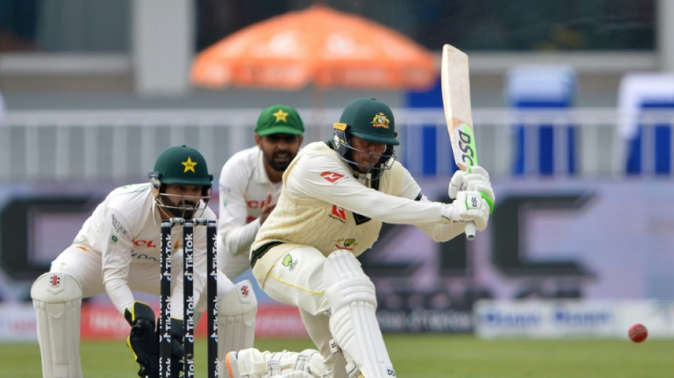 Warner, Khawaja take Australia to 138-0 in first Pakistan Test