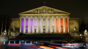 Extrema direita e rivais dão impulso final antes de eleição fundamental na França