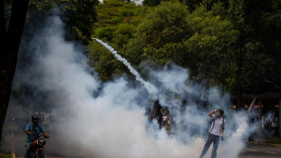 Scontri tra polizia e manifestanti a Caracas