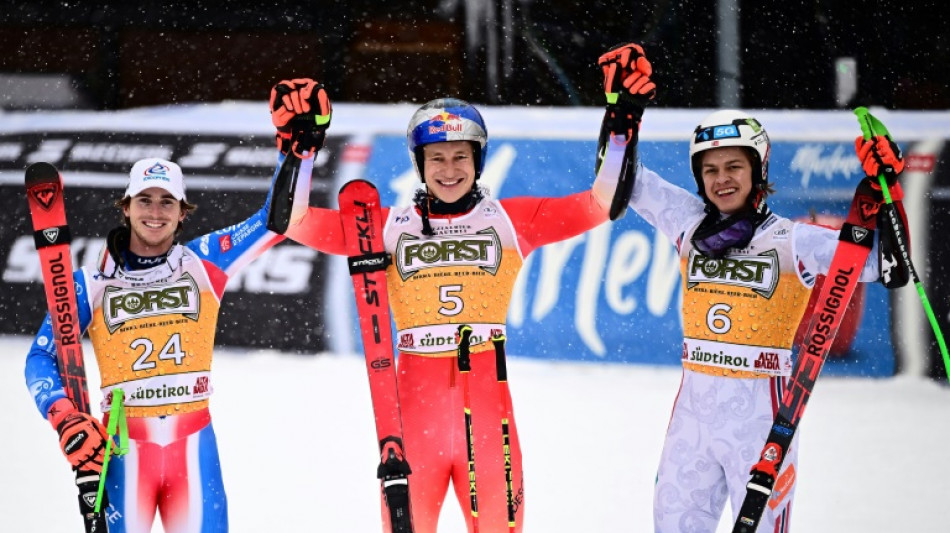 Ski alpin: Odermatt remporte le géant d'Alta Badia, devant le surprenant Léo Anguenot