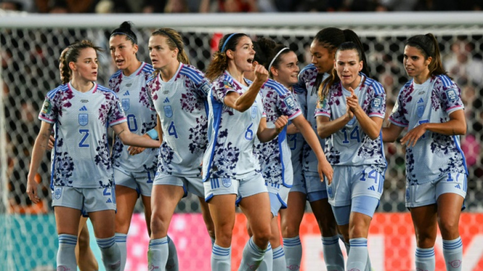 Espanha goleia Suíça (5-1) e avança às quartas de final da Copa feminina