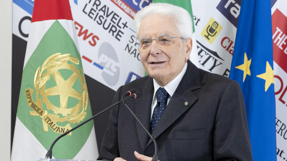 Mattarella a Ostia nello spazio educativo di Save the Children