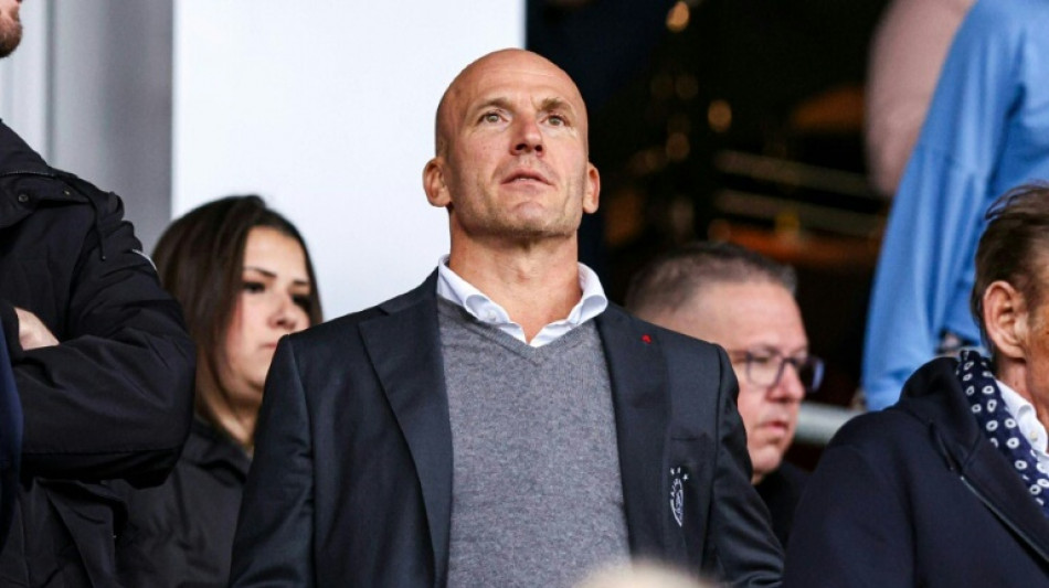 Ajax suspende seu diretor-geral, acusado de uso de informação privilegiada
