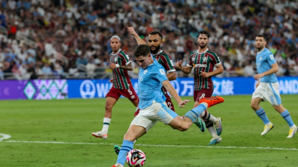 Manchester City goleia Fluminense (4-0) e conquista o Mundial de Clubes