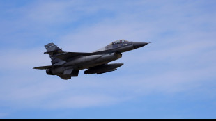 Bloomberg, i primi F-16 arrivati in Ucraina