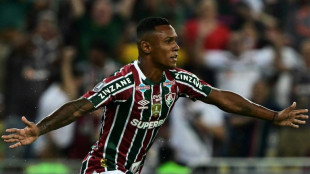 Fluminense vence Colo Colo (2-1) e é líder do Grupo A da Libertadores