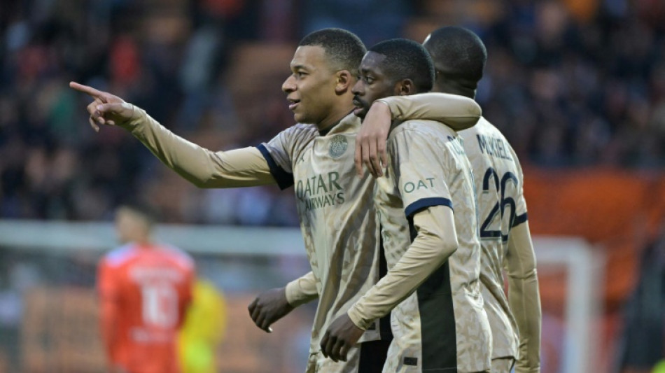 Monaco vence e adia título do PSG, que goleia Lorient (4-1)