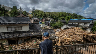 Un an après un séisme meurtrier, triste réveillon pour les Japonais sinistrés