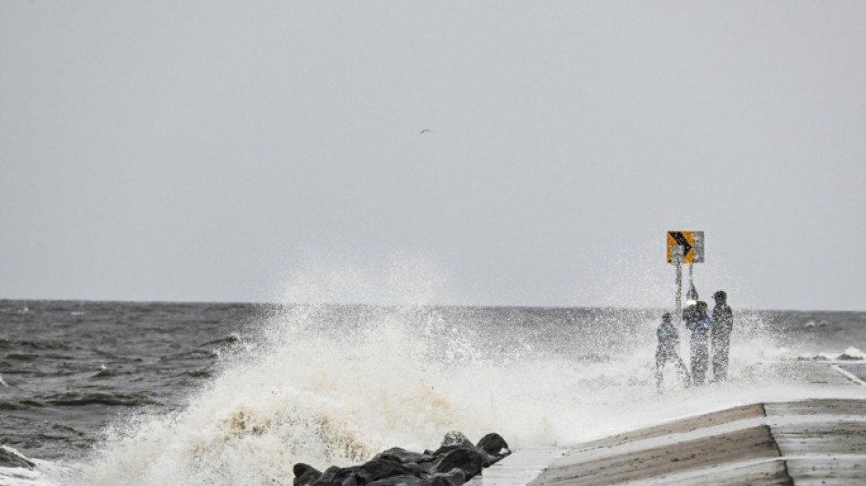 "Il faut partir": en Floride, les habitants fuient l'ouragan Hélène qui approche