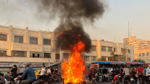 Las protestas continúan en Irán con huelgas y sentadas pese a la represión