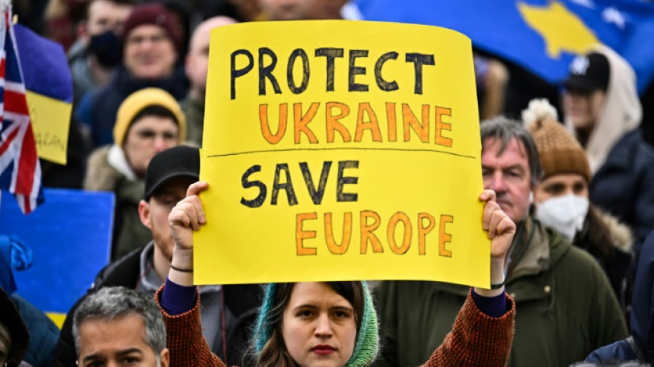 Proteste in zahlreichen europäischen Städten gegen Moskaus Krieg in der Ukraine
