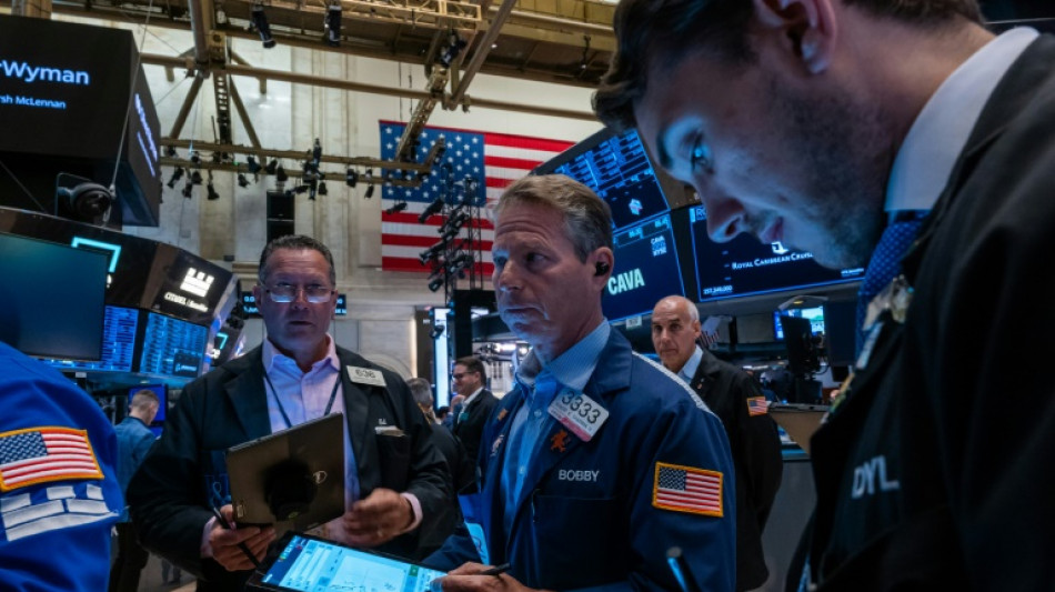 Wall Street termine en hausse, la rotation des valeurs se poursuit