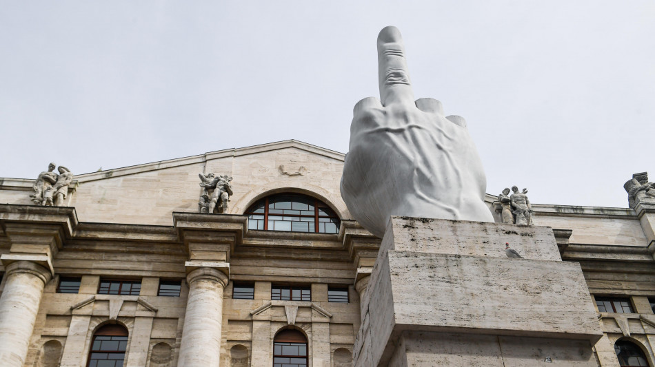 Borsa: Milano sale (+1%), corrono Tim, e Banco, cauta Unicredit