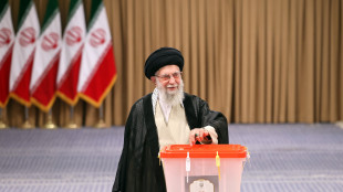 Iran: Khamenei, sventati complotti nemici contro elezioni