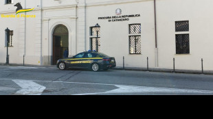 Corruzione per appalti sanità in Calabria, tre arresti