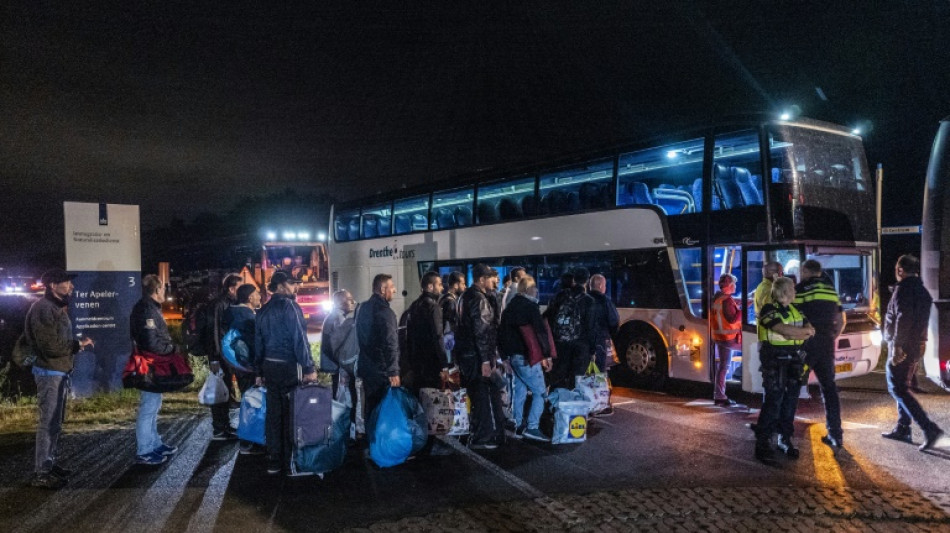 Gericht fordert von Niederlanden menschenwürdige Unterbringung von Asylbewerbern