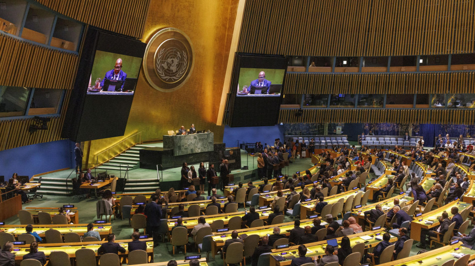 Assemblea Generale Onu chiede fine occupazione israeliana