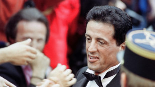 Hollywoodstar Sylvester Stallone ruft seine Töchter beim Date an